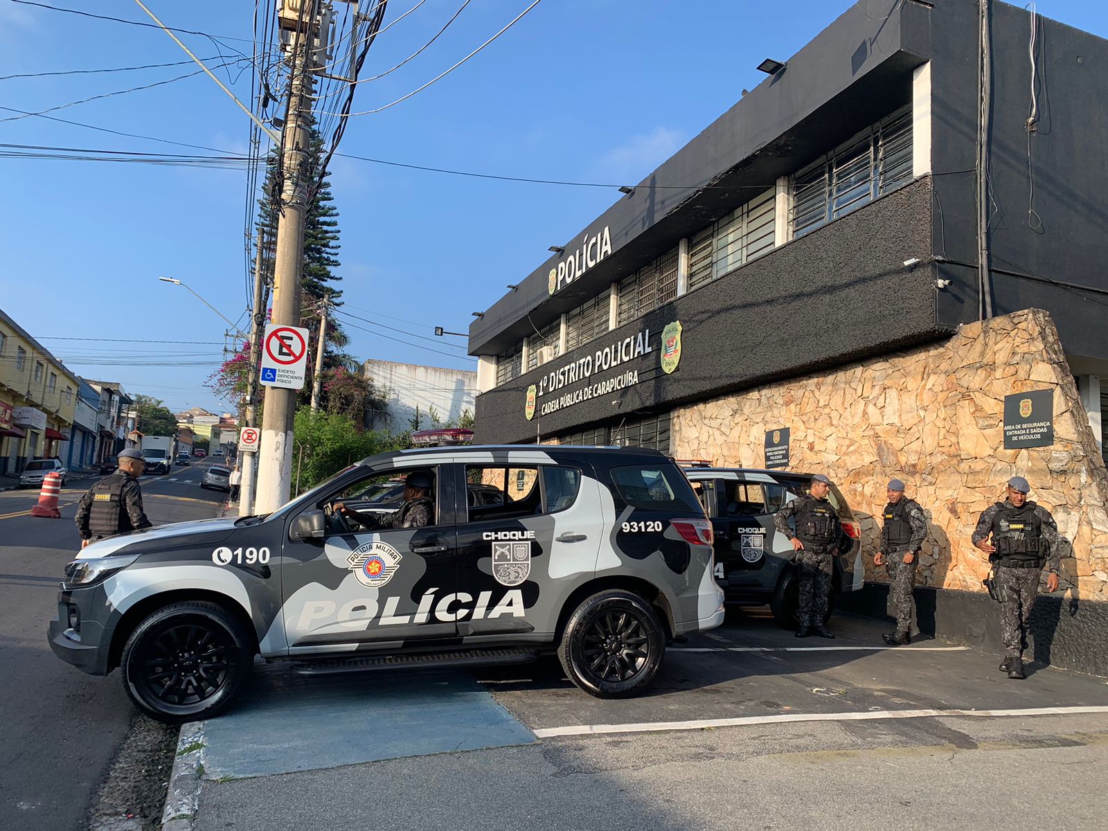 Policia Civil e Militar atuam contra TV Box pirata em Carapicuíba